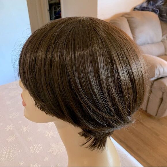 Elegant Short Brown Wig Gorgeous - Picture 4 of 8